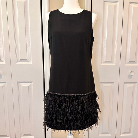 Tahari ASL  Sleeveless Round Neck 100% Ostrich Feather Trim Shift Dress size 8P - Picture 3 of 15